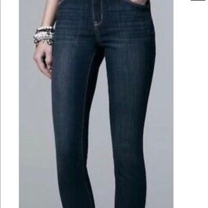 Simple Vera Wang skinny